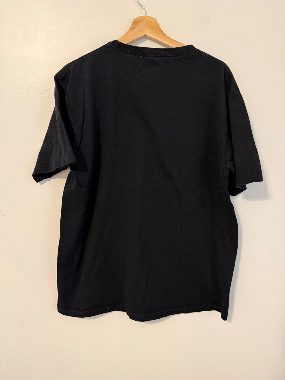 NFL New Orleans Saints Black Graphic Tshirt - Picture 3 of 4